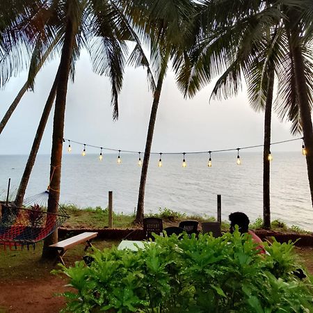Perch By The Sea Bed & Breakfast Kannur Bagian luar foto