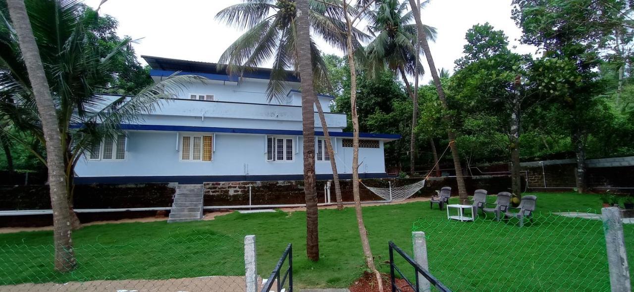 Perch By The Sea Bed & Breakfast Kannur Bagian luar foto