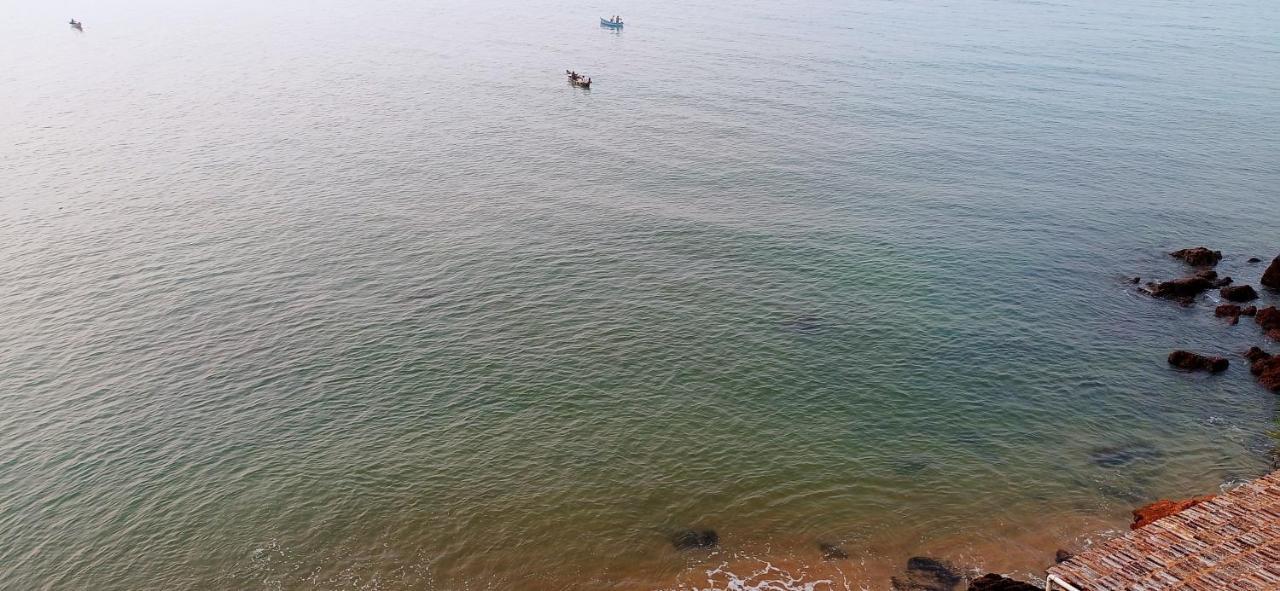Perch By The Sea Bed & Breakfast Kannur Bagian luar foto