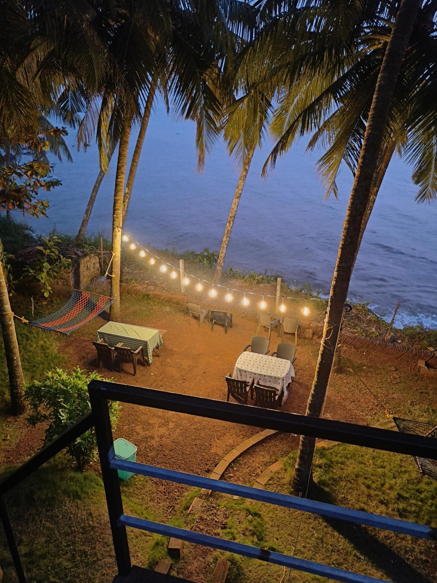Perch By The Sea Bed & Breakfast Kannur Bagian luar foto
