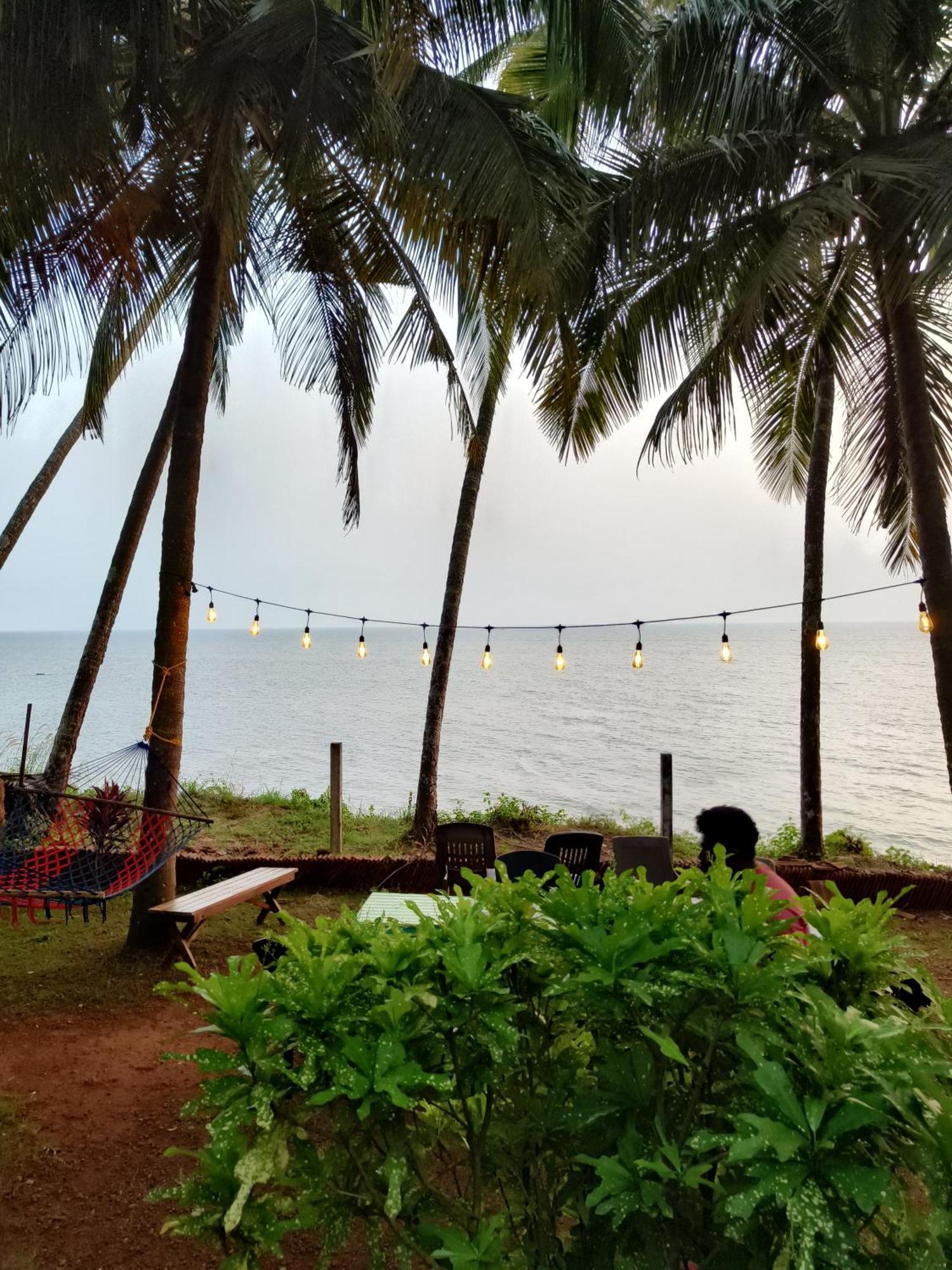 Perch By The Sea Bed & Breakfast Kannur Bagian luar foto